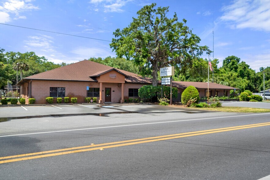 More Photos Of 62 Highway 40 W, Inglis Medical For Sale