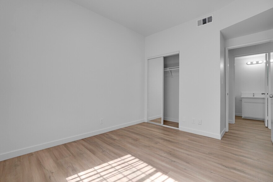 More Photos Of 519 South St, Glendale Apartments For Sale