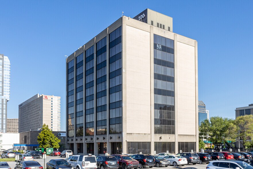 More Photos Of 100 E Liberty St, Louisville Medical For Lease