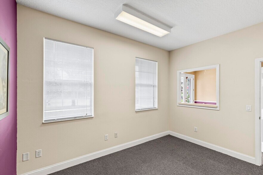 More Photos Of 399 Palm Coast Pky SW, Palm Coast Office For Sale