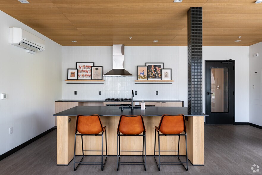 More Photos Of 4720 Rainier Ave S, Seattle Apartments For Lease