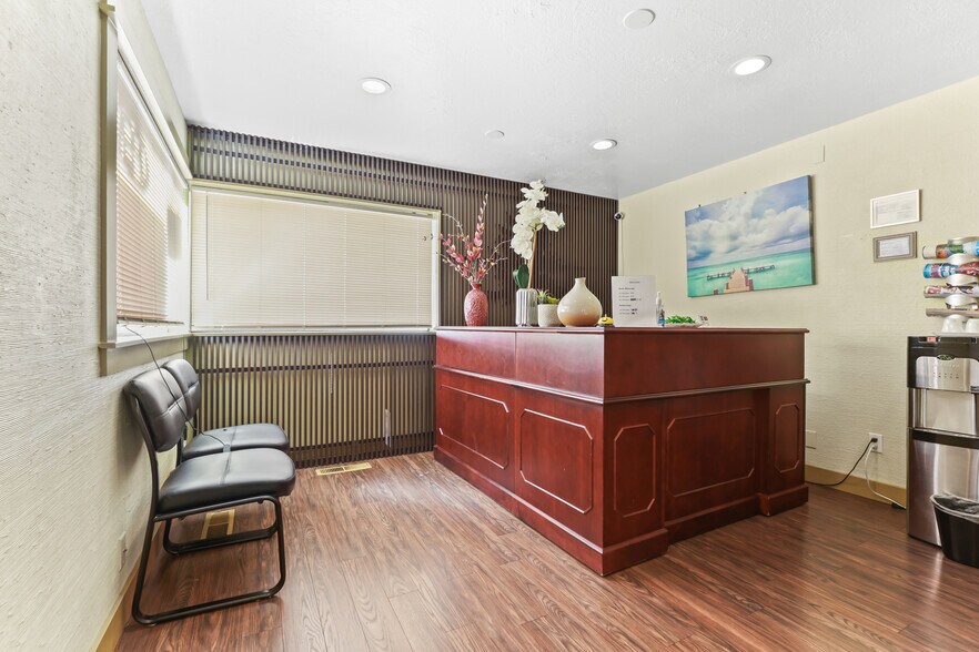 More Photos Of 4150 SW 110th Ave, Beaverton Office For Sale