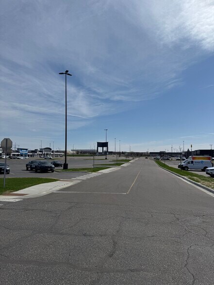 More Photos Of 1715-1749 Beam Ave, Maplewood Unknown For Lease