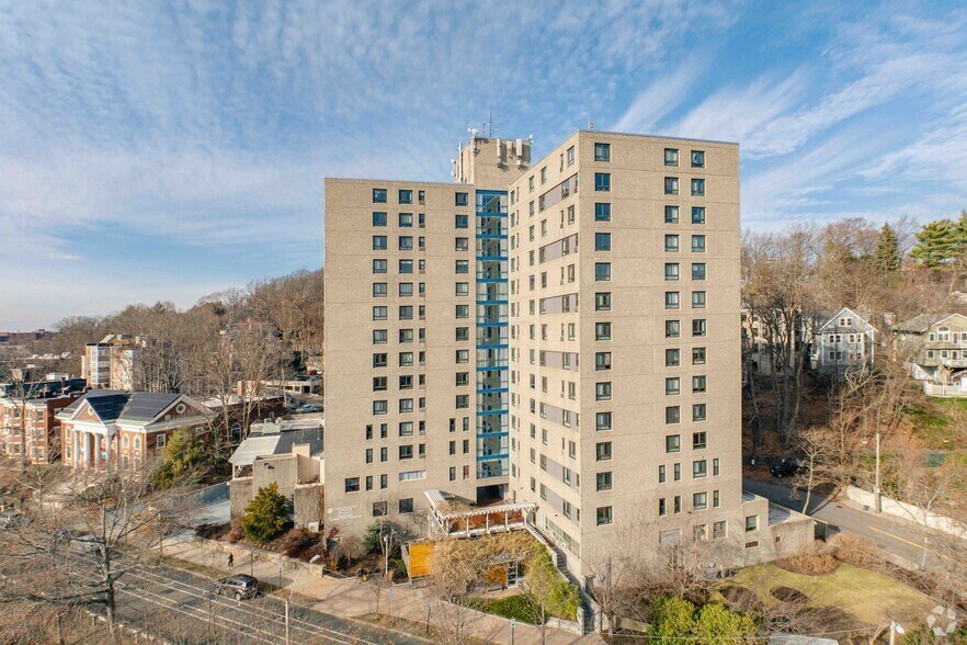Primary Photo Of 1550 Beacon St, Brookline Apartments For Lease