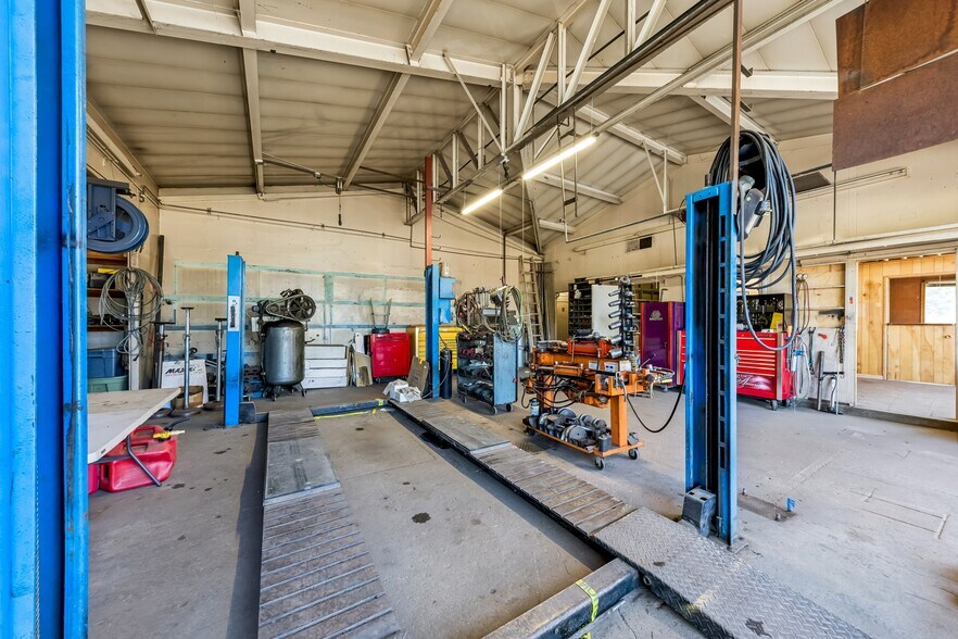 More Photos Of 2774 Lake Tahoe Blvd, South Lake Tahoe Industrial For Sale