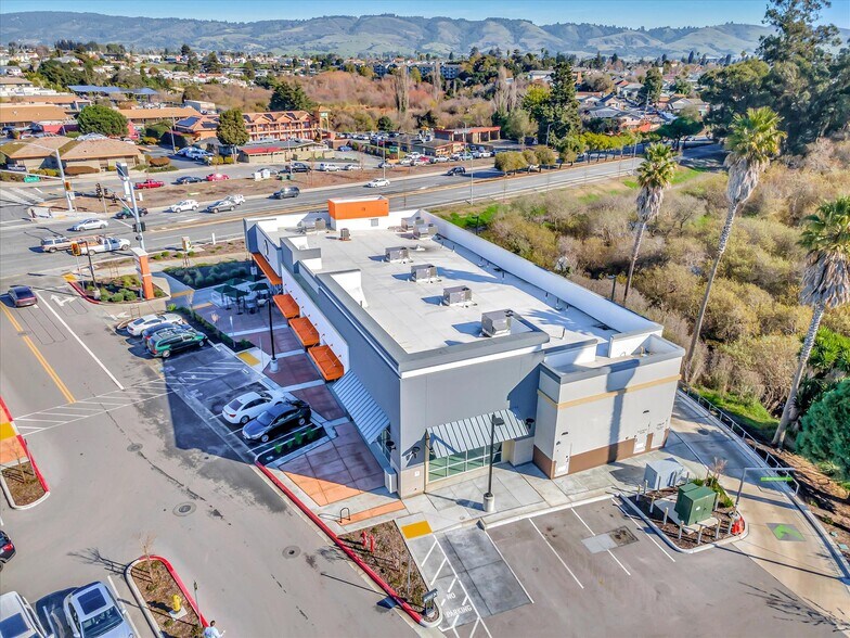 More Photos Of 999 Main St, Watsonville Unknown For Lease