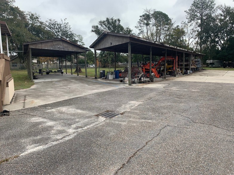More Photos Of 1910 Bassett Rd, Jacksonville Warehouse For Lease