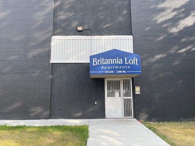 More Photos Of 10153 158 St NW, Edmonton Apartments For Sale