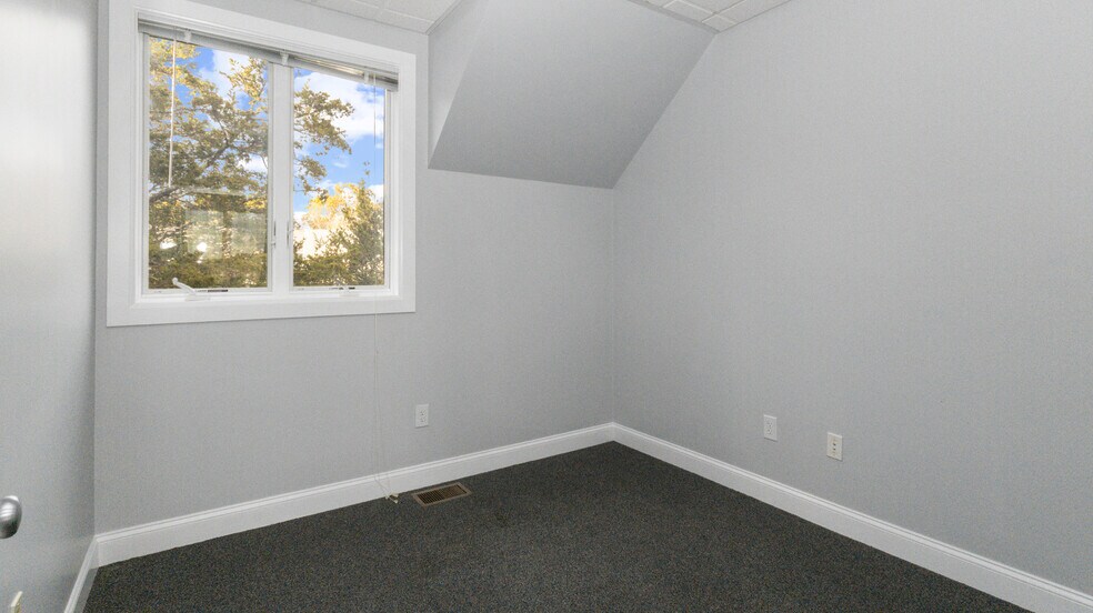 More Photos Of 104 Bridge Rd, Salisbury Loft Creative Space For Sale