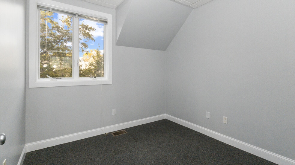 More Photos Of 104 Bridge Rd, Salisbury Loft Creative Space For Lease