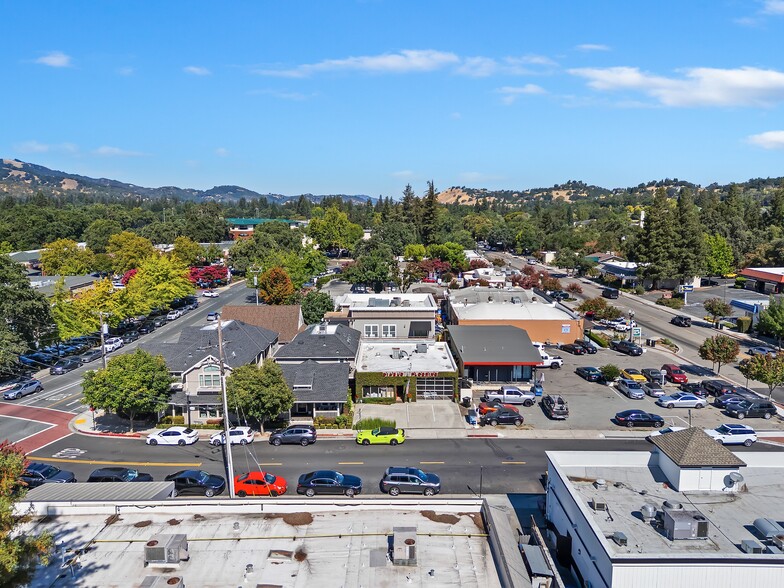 More Photos Of 112 W Linda Mesa Ave, Danville Freestanding For Sale