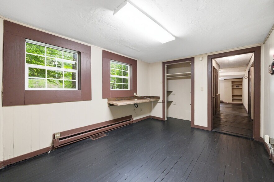 More Photos Of 3385 US Highway 321 S, Blowing Rock Office Residential For Sale
