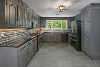 More Photos Of 538 Hartford Tpke, Shrewsbury Showroom For Sale