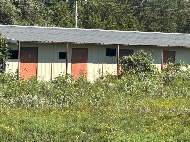 More Photos Of US-77, Thackerville Land For Sale