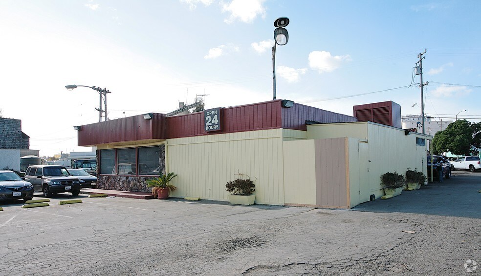 More Photos Of 340 23rd Ave, Oakland Restaurant For Sale