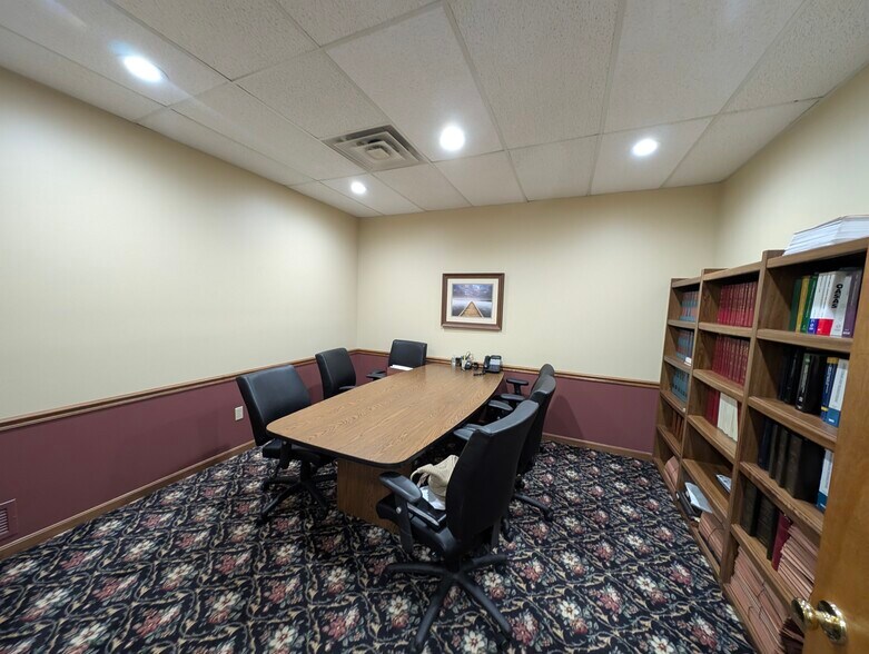 More Photos Of 2745 Nesbitt Ave, Akron Loft Creative Space For Sale