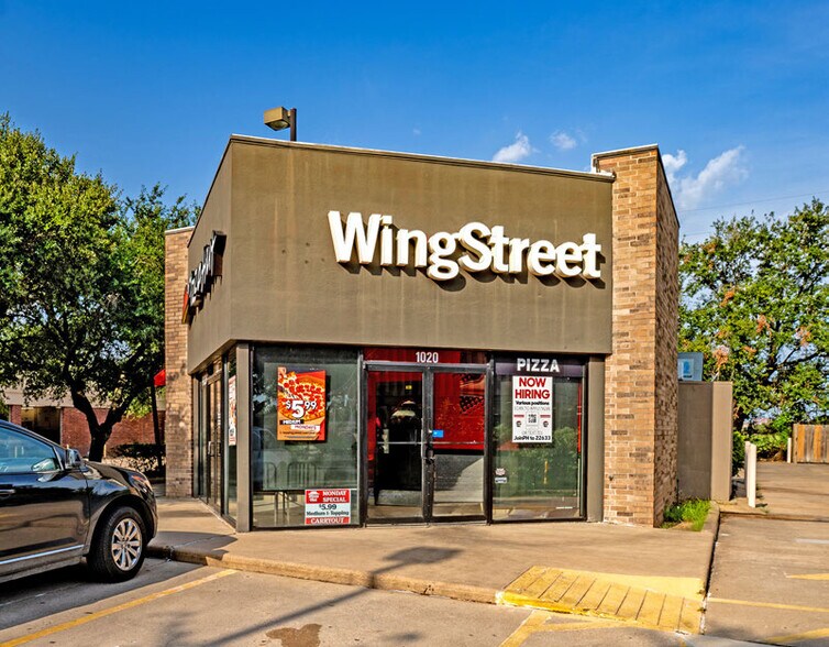 More Photos Of 1020 Eldridge Rd, Sugar Land Restaurant For Sale