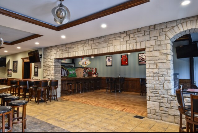 More Photos Of 152 E Main St, Dwight Bar For Sale