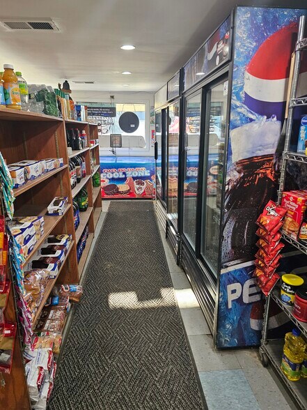 More Photos Of 3 Hamilton Rd, Pine Bush Convenience Store For Sale