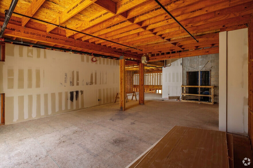 More Photos Of 415 E Cevallos St, San Antonio Restaurant For Lease