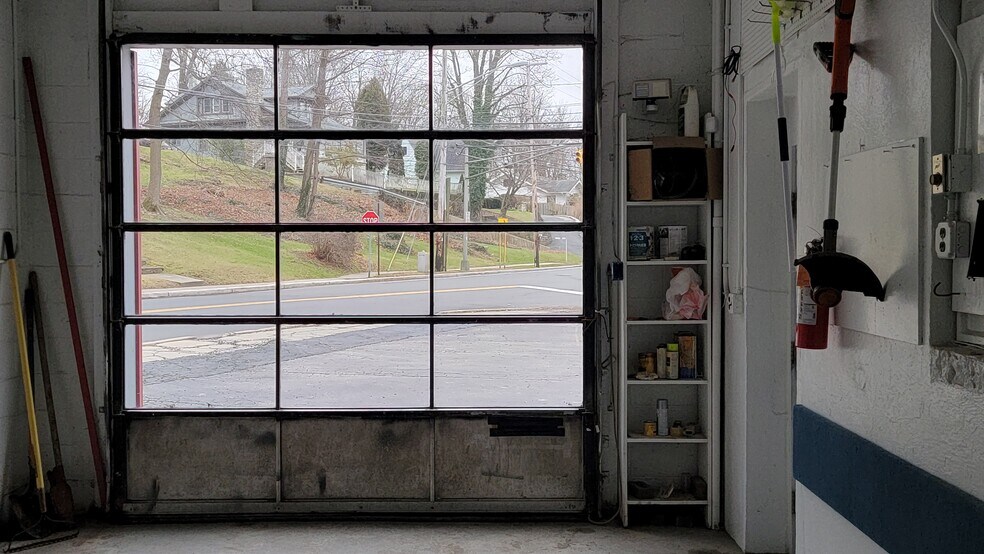 More Photos Of 227 Main St, Newton Storefront Retail Office For Sale