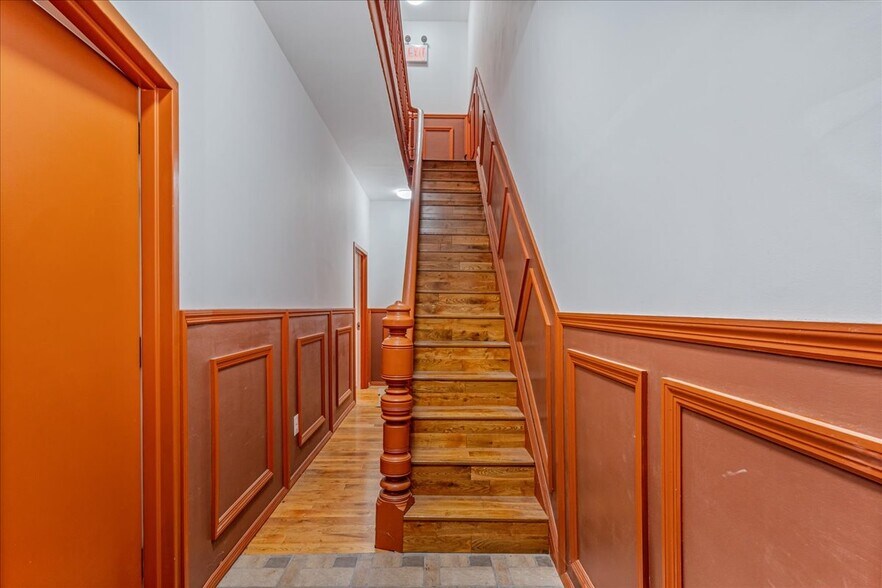 More Photos Of 37 Jewel St, Brooklyn Apartments For Sale