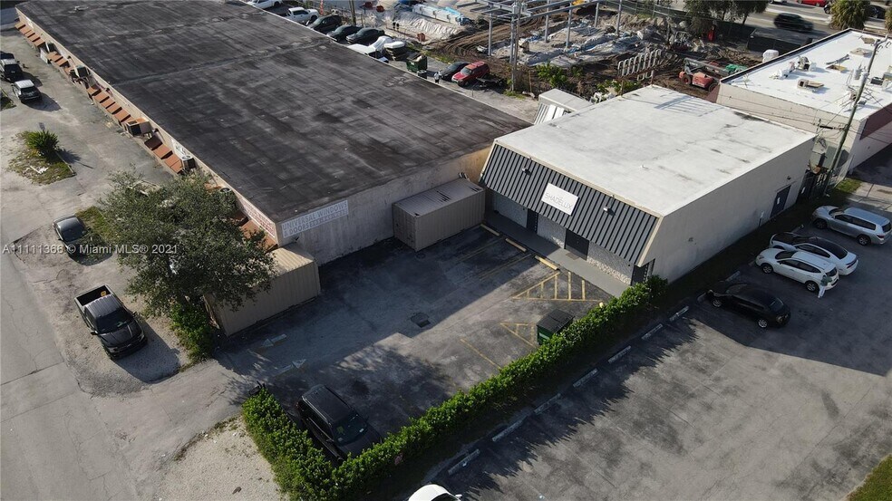 More Photos Of 67 NW 166th St, North Miami Beach Industrial For Sale