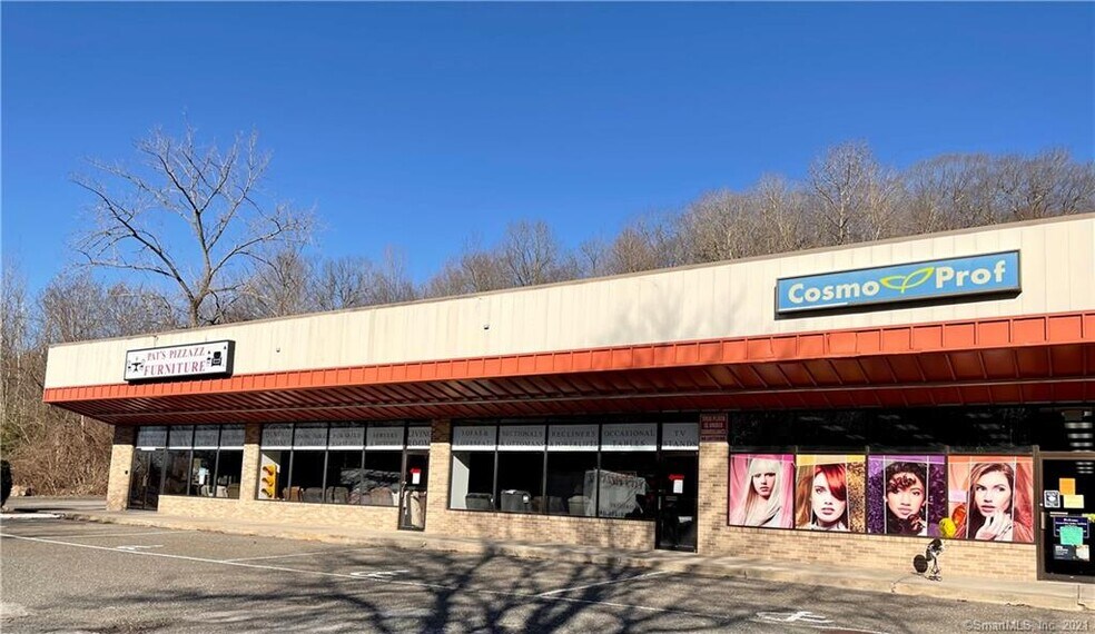 More Photos Of 683-709 Winsted Rd, Torrington Storefront For Lease