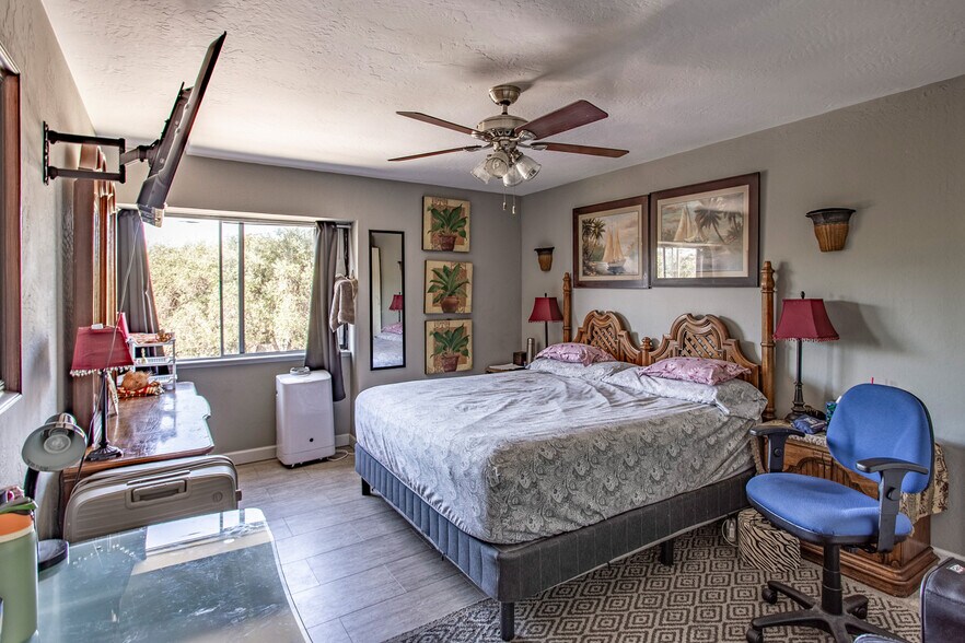 More Photos Of 43232 Starr St, Fremont Multifamily For Sale