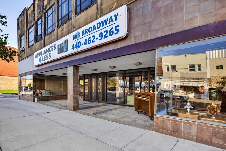 More Photos Of 668 Broadway, Lorain Storefront Retail Office For Sale