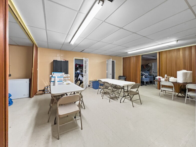 More Photos Of 6001 Buena Vista Rd, Columbus Religious Facility For Sale