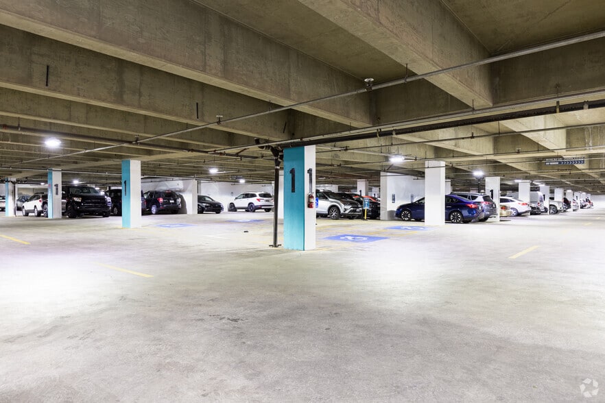 More Photos Of 201 S Main St, Salt Lake City Office For Lease