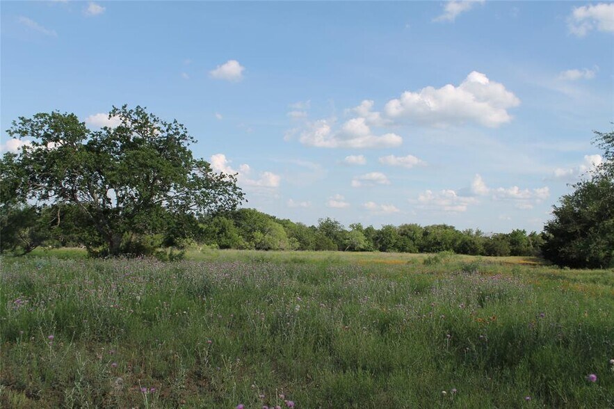 More Photos Of 8200 County Road 200, Burnet Land For Sale