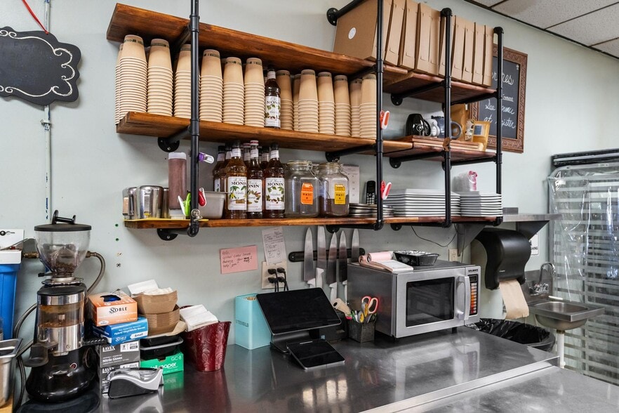 More Photos Of 110 S Lake St, Boyne City Restaurant For Sale