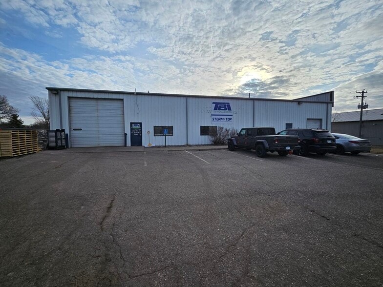 More Photos Of 5500 NE Quam Ave, Saint Michael Manufacturing For Lease