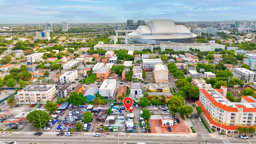 More Photos Of 1523-1527 W Flagler st, Miami Freestanding For Sale
