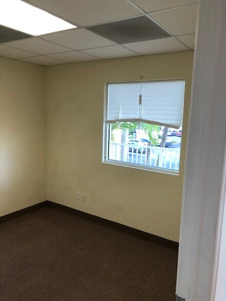 More Photos Of 2755 Vista Pky, West Palm Beach Coworking Space