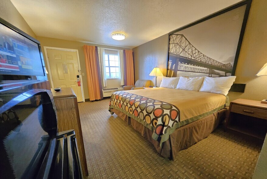 More Photos Of 144 Highway 65 S, Tallulah Hotel For Sale