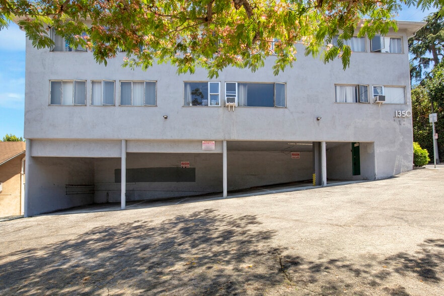 More Photos Of 1350 Edgecliffe Dr, Los Angeles Apartments For Sale