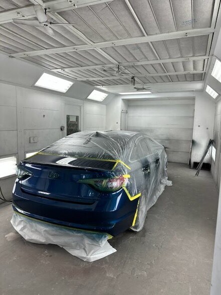 More Photos Of 200 Maxham Rd, Austell Storefront For Lease