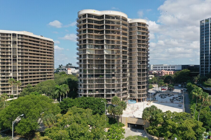 Primary Photo Of 2843 S Bayshore Dr, Miami Apartments For Sale