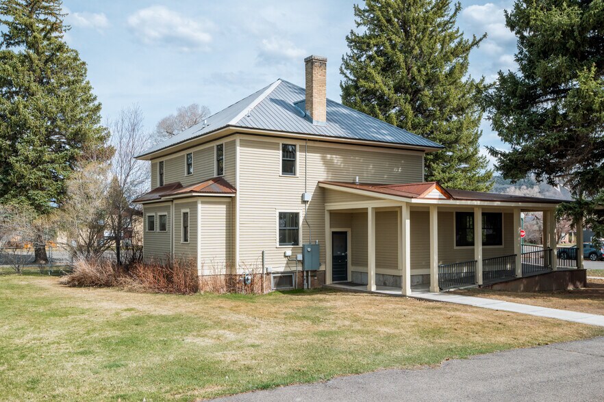 More Photos Of 104 W Ruby Ave, Gunnison Medical For Sale