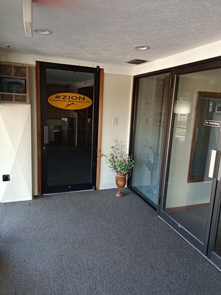 More Photos Of 4921 E State St, Rockford Office For Sale