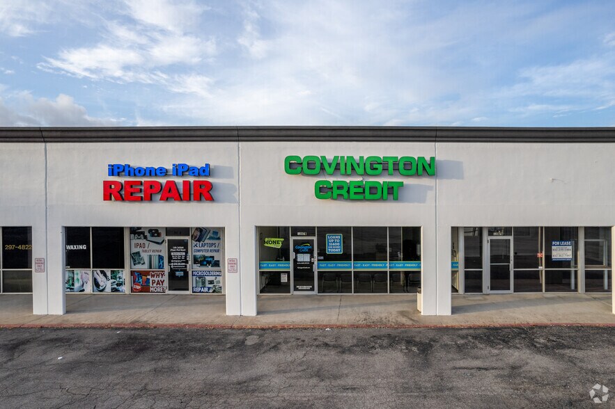 More Photos Of 120 Circle Way St, Lake Jackson Unknown For Lease