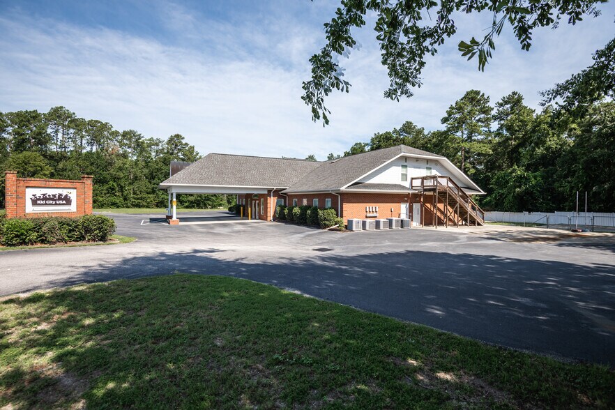 More Photos Of 1224 Old Cherokee Rd, Lexington Daycare Center For Sale
