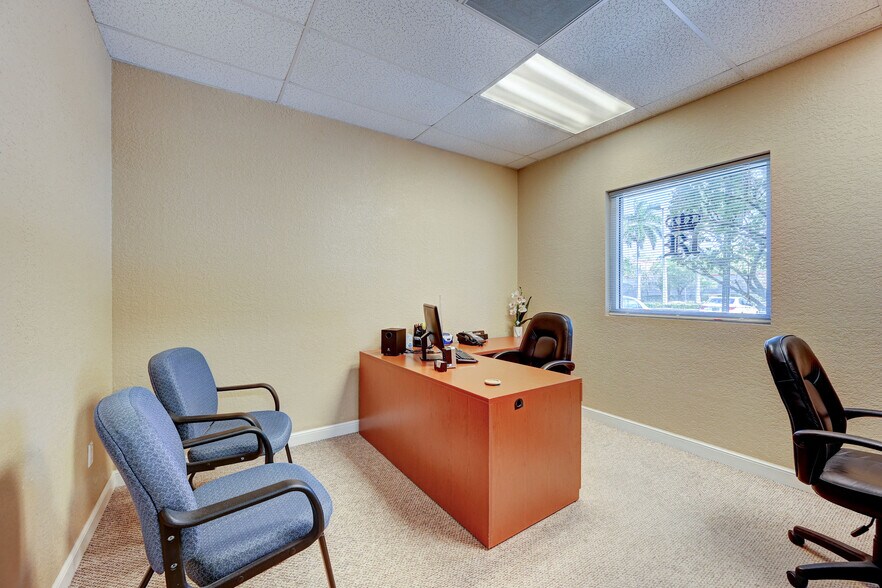 More Photos Of 4851 W Hillsboro Blvd, Coconut Creek Office For Sale