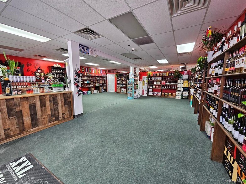 More Photos Of 458 Broadway, Monticello Storefront For Sale