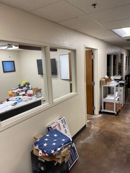 More Photos Of 2200 5th St, Wichita Falls Warehouse For Lease