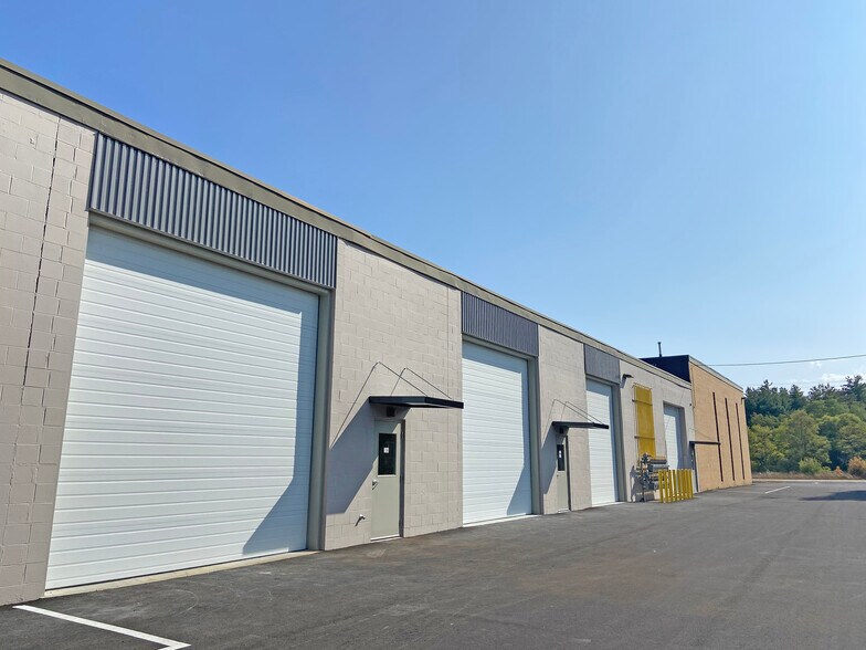 Primary Photo Of 100 Tri City Rd, Somersworth Warehouse For Lease