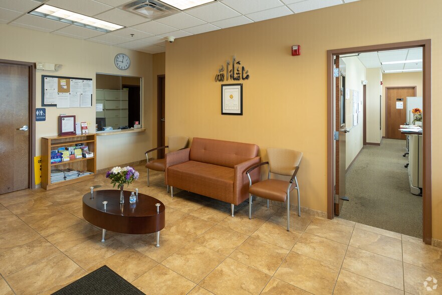 More Photos Of 14489 John Humphrey Dr, Orland Park Medical For Sale